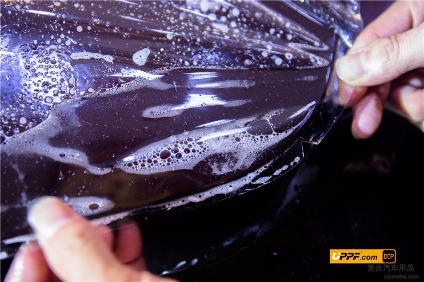 保時(shí)捷Panamera整車施工UPPF漆面保護(hù)膜
